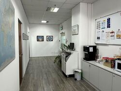 Leong Huat Building (D13), Factory #575462051
